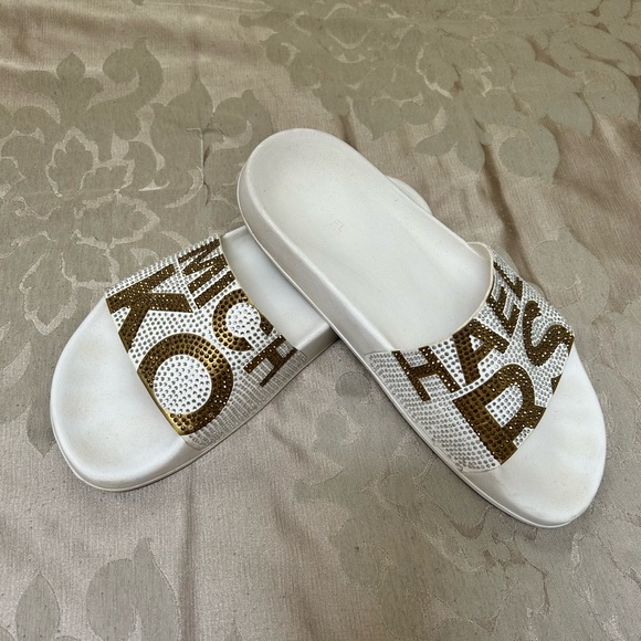 Gently used Michael Kors slides- size 7 - Picture 3 of 3
